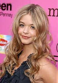 Pretty little liars actress sasha pieterse is engaged. Sasha Pieterse Pretty Little Liars Wetpaint Pretty Little Liars Sasha Pieterse 90s Grunge Hair