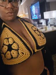 Help! With or without sashing?