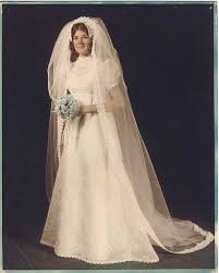 Mom S Wedding Dress 1972 Wedding Gowns Vintage Vintage Bridal Vintage Wedding Photos