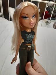 Can someone identify this female I really don't know what she is ￼