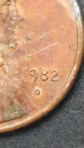 Rare 1982 D Small Date Transitional Error Lincoln Wheat Penny Copper In 2020 Rare Pennies Rare Coins Worth Money Valuable Wheat Pennies