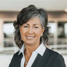 Congratulations to our President/CEO, LaDonna Johnston, as she was named by  Arkansas Money & Politics as a Power Woman in 2024! Read more