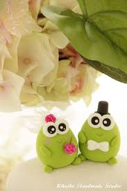 Frog Wedding Cake Topper K701 Manualidades Decoracion De Pasteles Cosas De Hello Kitty