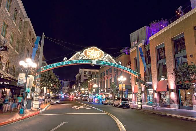 Gaslamp Quarter San Diego Ultimate Neighborhood Guide