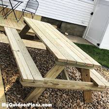 8 Foot Picnic Table Diy Project Howtospecialist How To Build Step By Step Diy Plans In 2020 Diy Picnic Table Picnic Table Plans Outdoor Picnic Tables