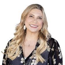 Paige Whitehead's Instagram, Twitter & Facebook