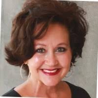 Tara Blanton's Instagram, Twitter & Facebook