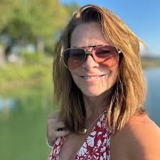 Who is the funniest LI comedian? (Please be serious)