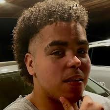 Daniel Aden Covey (@OfficialDC33) • Facebook, Connect with friends