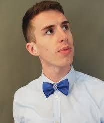 Ashley Arrowsmith's Instagram, Twitter & Facebook