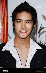 Sean Michael's Instagram, Twitter & Facebook