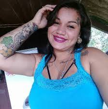 Debora Gore's Instagram, Twitter & Facebook