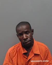 DOUGLAS RODERICK LAMOND 11/11/2022