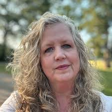 Misty Daigle's Instagram, Twitter & Facebook