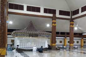 Makam Troloyo Jadi Alternatif Kunjungan Wisata Religi Selama Lebaran Gaya Hidup