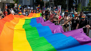 Door uitfasering csd in 2021 is communicatie met applicaties in het veld via 2g dan niet meer mogelijk. Csd Frankfurt Mit Demo Durch Die City Frankfurt