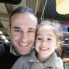 Hello. I would like to close my garage door at 23h00, if it is open at that  hour, and receive a notification. How can I do it? Thank you