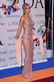 Rihanna Cfda Awards 2014 X Swarovski Diamonds Dress Rihanna Fashion Celebrity Style