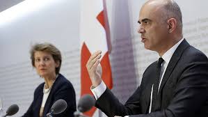 Im liveticker findest du alle aktuellen informationen und updates zur die vorsichtigen öffnungsschritte, die der bundesrat am mittwoch auch für die kulturbranche nächste öffnungstermine sind unklar. Alain Berset Will Den Lockdown Light Verlangern Pilatustoday