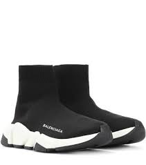 The Casual Chic Look You Can Easily Recreate Wearethebikerstore Com Fashion Style Love Art Gifts Biker Sneaker Outfits Women Casual Fashion Casual Chic