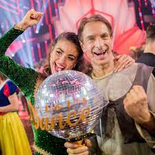 Wisst ihr eigentlich noch, wer die erste staffel von let's dance gewonnen hat? Let S Dance 2018 Gewinner Steht Fest Ingolf Luck Brach Rekord Tv