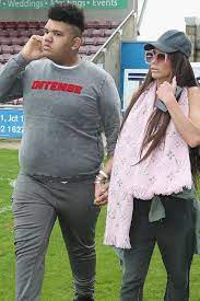 Katie price is proud to be the single mother of a disabled son. Katie Price So Kritisch Stand Es Um Sohn Harvey Gala De