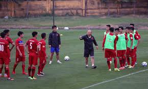 U23 việt nam đá trận ra quân vào ngày 10/01 gặp u23 uae, trận đấu tiếp theo thầy trò hlv park hang seo sẽ chạm trán u23 jordan vào ngày 13/01 và đối đầu u23 triều tiên vào ngày 16/01. Ä'á»™i Tuyá»ƒn U23 Viá»‡t Nam Táº­p Trung Cáº£i Thiá»‡n Thá»ƒ Lá»±c Vtv Vn