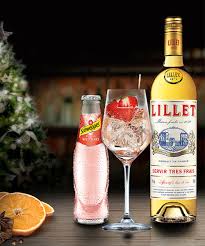 Schon bald kannst du hier deine fotos hochladen. Cocktails Festliche Empfehlungen Von Schweppes Spirituosen Journal De