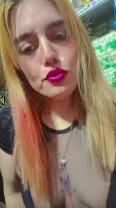 Karen Kwon's Instagram, Twitter & Facebook