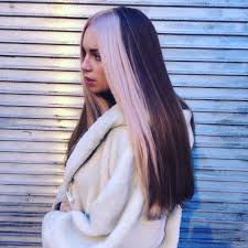 Bleach On Instagram Princess Peach Bleached Steaks By Lorenmiles Use Totalbleach Awkwardpeach To Get This Hair Streaks Aesthetic Hair Multicolored Hair