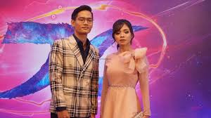Anugerah juara lagu merupakan sebuah pertandingan muzik tahunan berprestij yang dianjurkan oleh stesen penyiaran tv3 bagi mengangkat karya komposer, penulis lirik dan penyanyi tanah air sejak tahun 1986. Gaya Artis Di Karpet Merah Anugerah Juara Lagu 33 Mek Onie