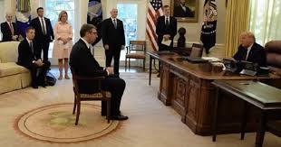 Trump i Srbija: Ne ide to baš tako, pojedemo malo ćevapa pa evo ti Kosovo i  BiH