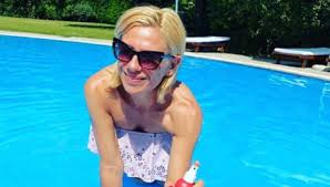 El.gr | ειδήσεις από την ελλάδα και τον κόσμο Katerina Karabatoy Star Gr