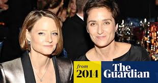 Also on twitter and youtube. Jodie Foster Marries Partner Jodie Foster The Guardian