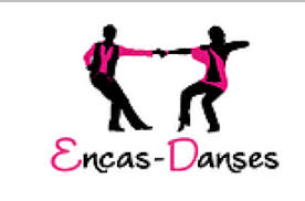 Le bâtiment, d'architecture contemporaine, a entièrement été pensé pour abriter des pratiques dédiées au corps en mouvement. Encas Danses West Coast Swing