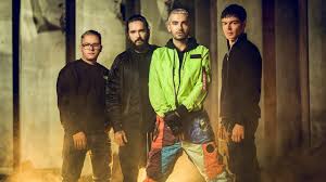 Tokio hotel is a german pop rock band, founded in 2001 by singer bill kaulitz, guitarist tom kaulitz, drummer gustav schäfer and bassist georg listing. Tokio Hotel Beyond The World Tour 2020 Special Youtube