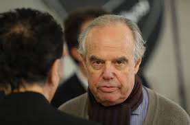 Frédéric mitterrand a un fils naturel et deux fils adoptés, d'origine tunisienne. Announcements On Culture Macron Was Scruffy It Was Staging Critic Frederic Mitterrand Archyde