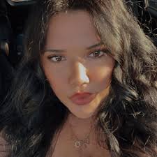 Bob's Burgers character with teeth