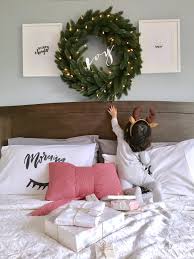 I have bought several wreaths and flower arrangements from balsam hill. La Maison Jolie Holiday Impressions With Balsam Hill