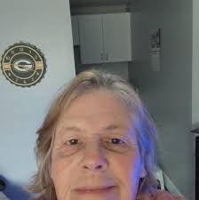 Where to find free or affordable shoes in tri-cities, wa?