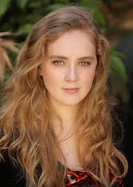 Hannah Barlow's Instagram, Twitter & Facebook