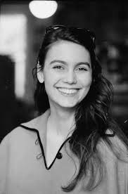 This is for the member who was asking about Emmylou playing San Francisco  in October.