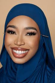 Siobhan Johnson (@suite2b)