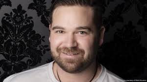 Beachy co-founder Josh Aronson dies at age 35