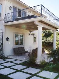 Bi Level Porches With Stepping Stone Walkway Building A Porch Porch Steps House Exterior