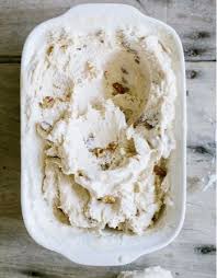 Nougat Glace Thermomix Pour 4 Personnes Recettes Elle A Table Recette Nougat Glace Thermomix Desserts Sans Cuisson Dessert Sans Cuisson Rapide