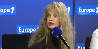 Il grandit entre le cambodge, l'egypte, la turquie ou la réunion. Excerpt Arielle Dombasle On Empire Nicolas Ker Wrote A Large Part Of The Album In The Hospital Teller Report