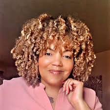 Tesia Jackson's Instagram, Twitter & Facebook