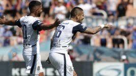 .carlos timoteo griguol, legendario entrenador de varios equipos, entre ellos rosario central, debió ser internado el lunes a la tarde en el sanatorio de los arcos de la ciudad de buenos aires debido a un cuadro de neumonía. Carlos Timoteo Griguol Hospitalized For Pneumonia Football24 News English