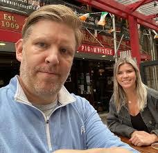 Caitlyn Walker's Instagram, Twitter & Facebook